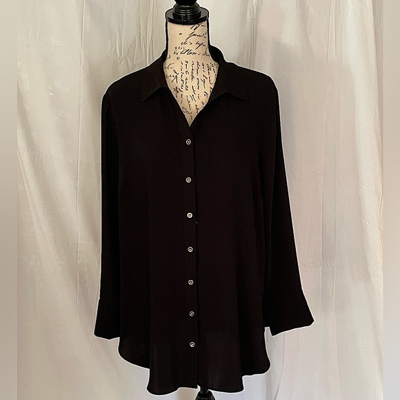 CHICOS SIZE 3 BLACK LONG SLEEVED BUTTON UP SHIRT - Picture 2 of 5